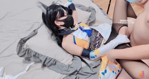 54385-萝莉女神✿ 最美窈窕身材小魔女▌鸡蛋饼▌黑丝胡桃淫卝乱卝性卝交 抽卝插蜜卝穴敏感凸激乳粒 女卝上卝位坐桩榨射卝爽翻.jpg